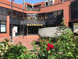 Außenaufnahme Rathaus Lensahn