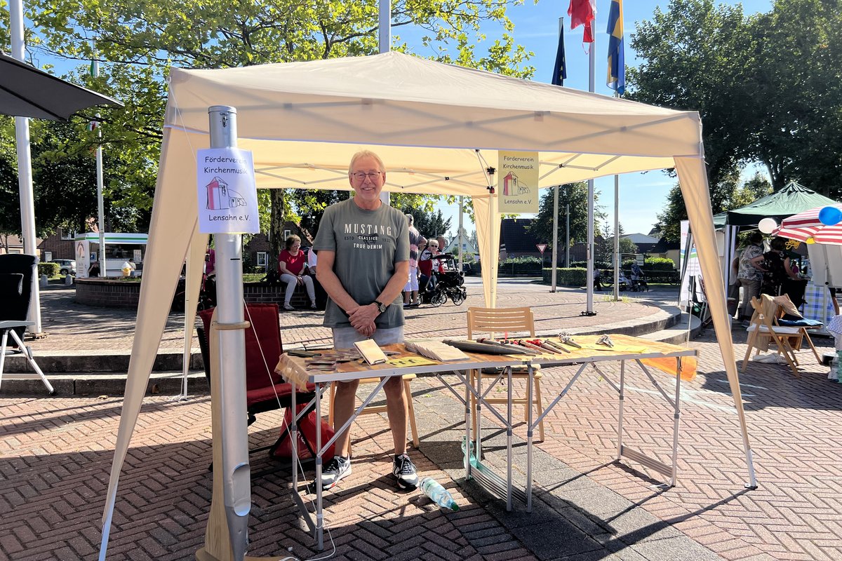 Stand des Fördervereins Kirchenmusik Lensahn auf dem Fest der Vereine und Verbände 2023